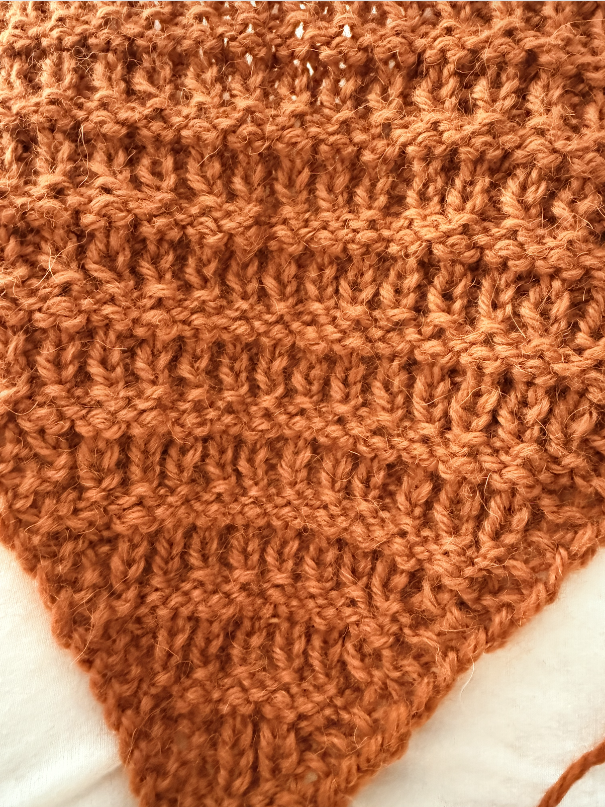 Close-up of Ember Ridge reversible stitch pattern